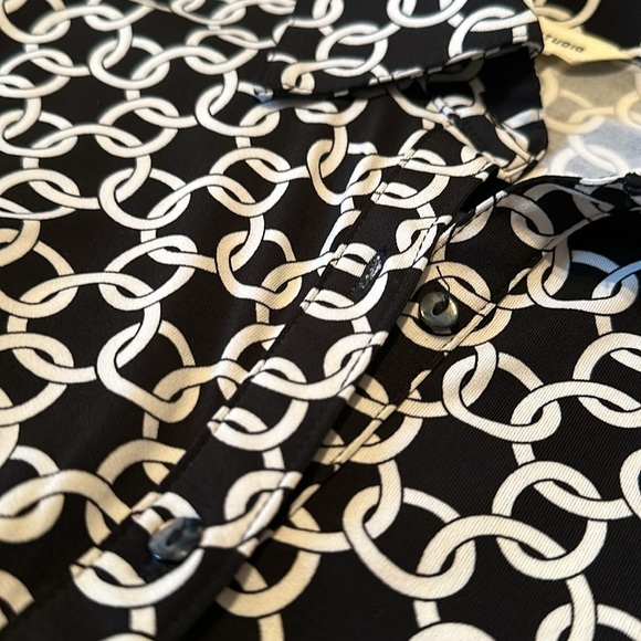 Collared short sleeve summer dress. - Picture 5 of 6